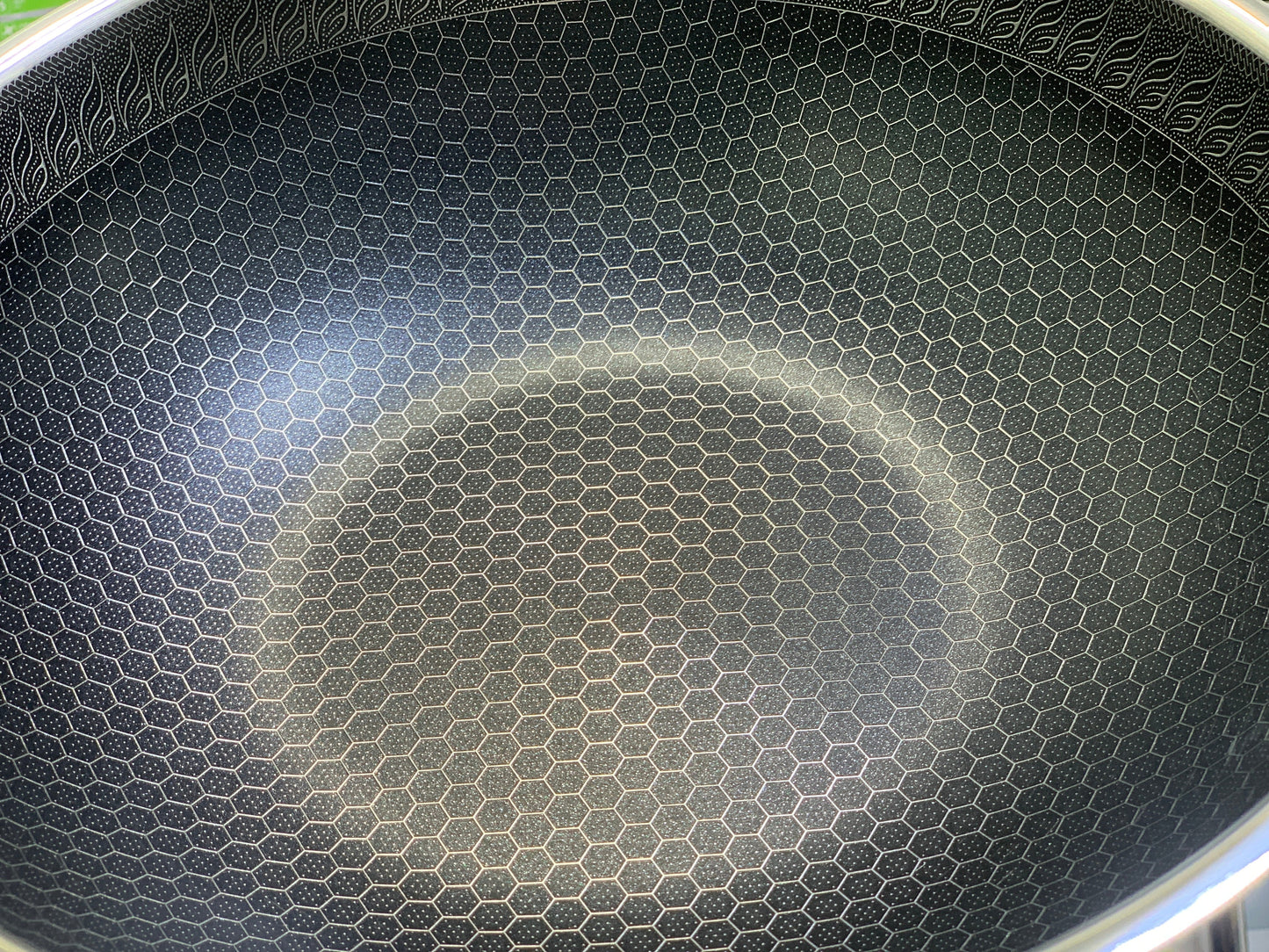 Laser Coated Deep Frying Pan Non Stick and HoneyComb Pattern
