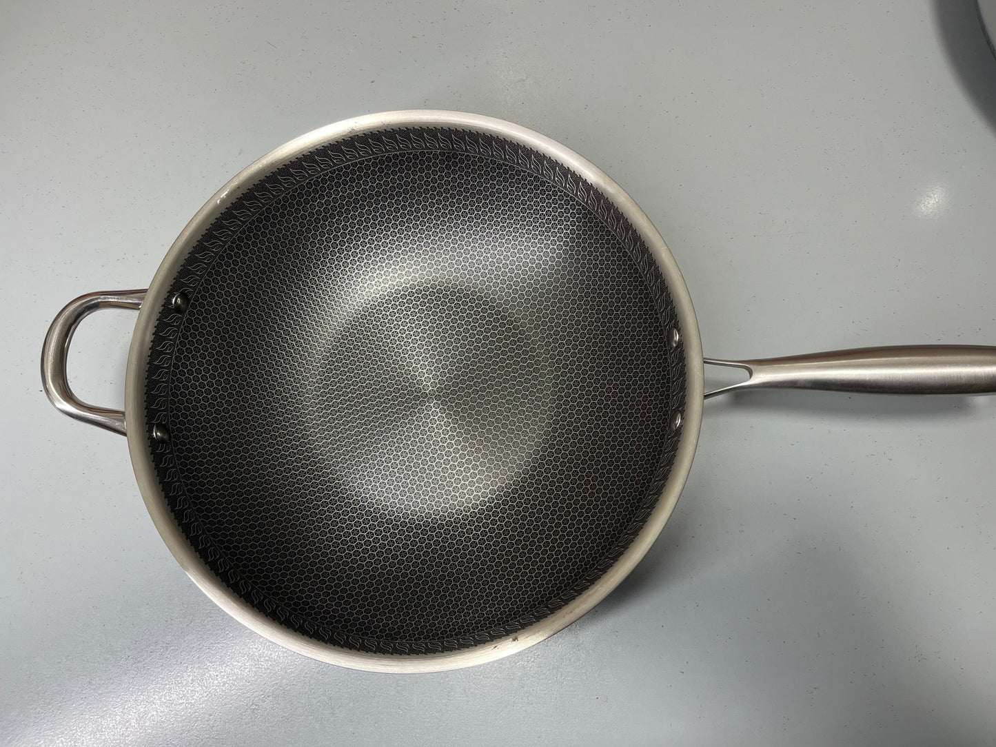 DUBAIZONES™ HoneyComb Laser Coating Deep Frying Pan