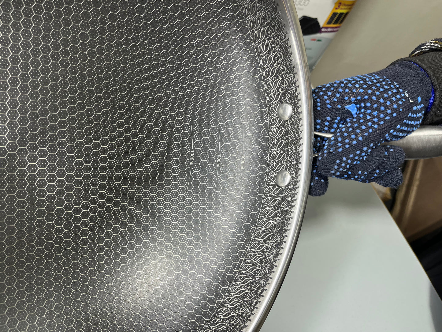 DUBAIZONES™ HoneyComb Laser Coating Deep Frying Pan