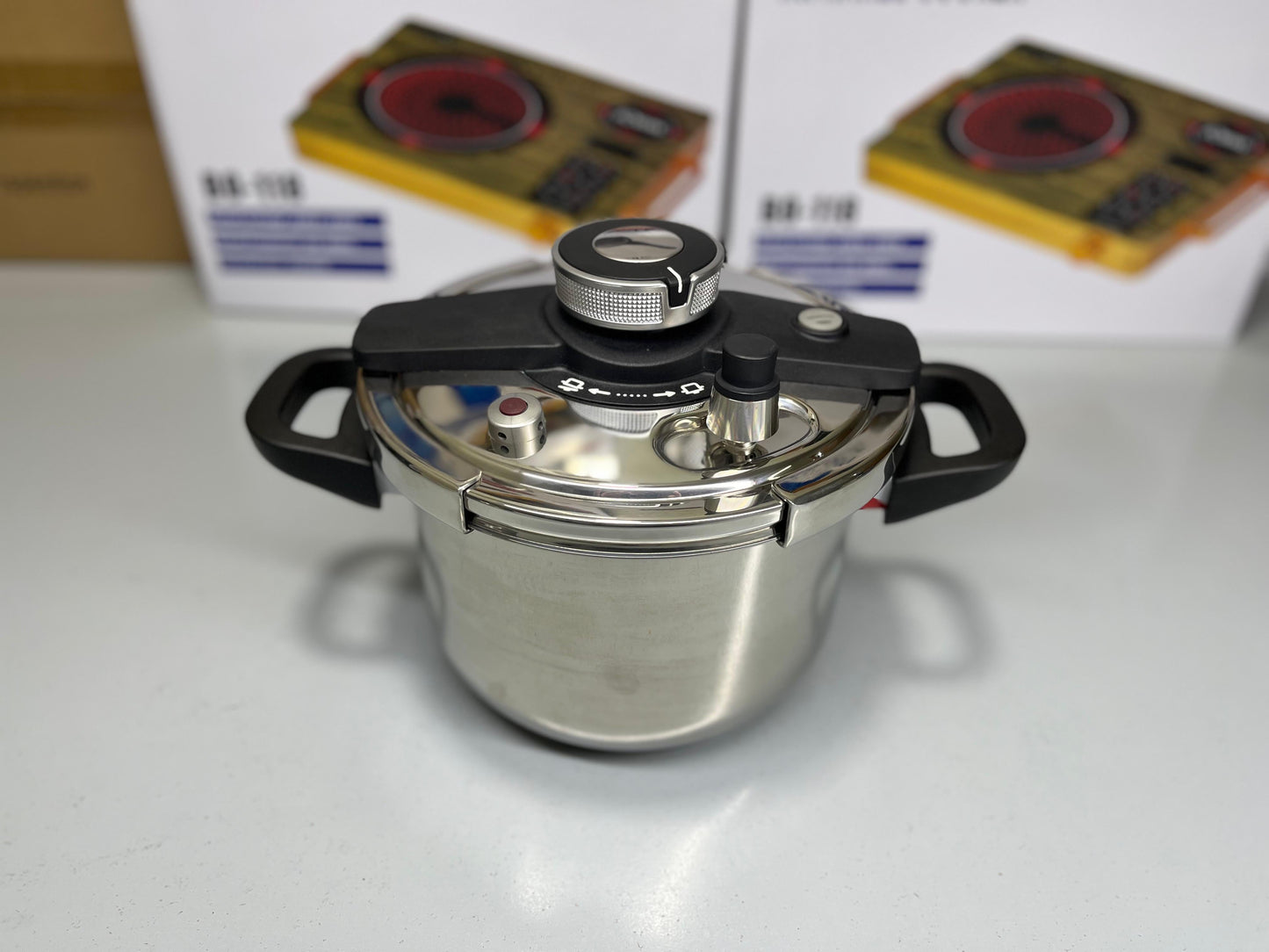 DUBAIZONES™ 3 in 1 Pressure Cooker 6L & 4L