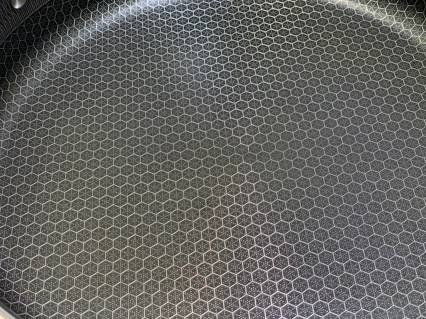 30 cm and 32 cm Laser Coating Shallow Casserole