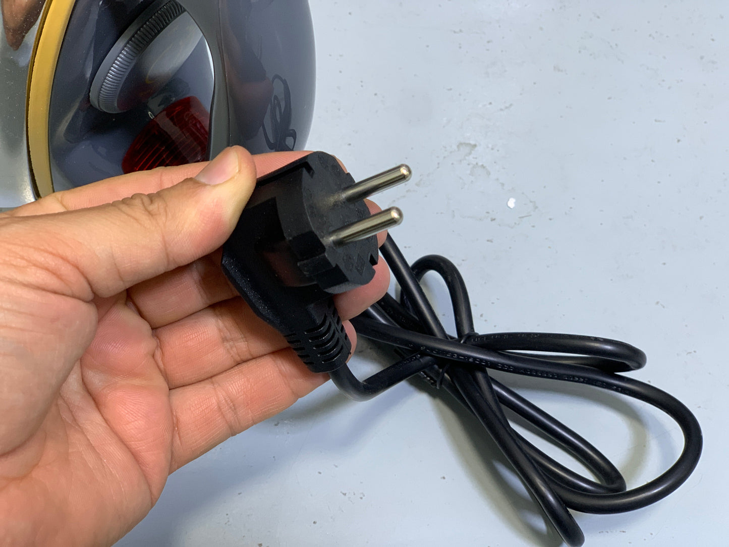 Cosmos Electric Dry Iron