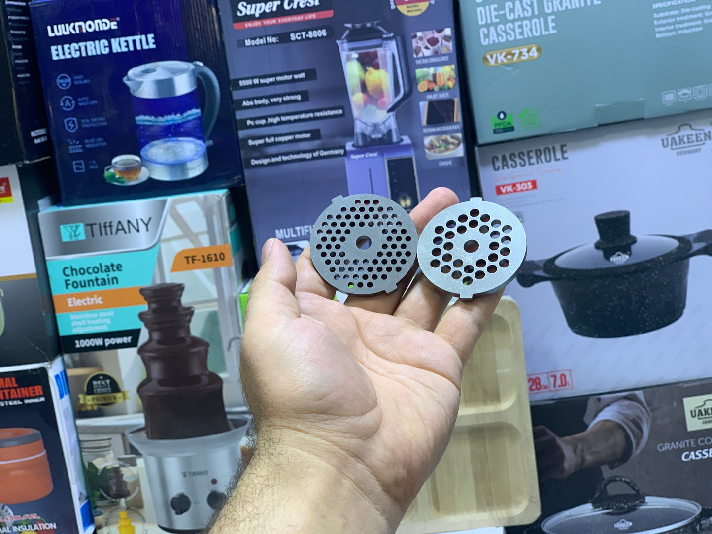 Original Geepas 6 in 1 Meat grinder 2200w with reverse function