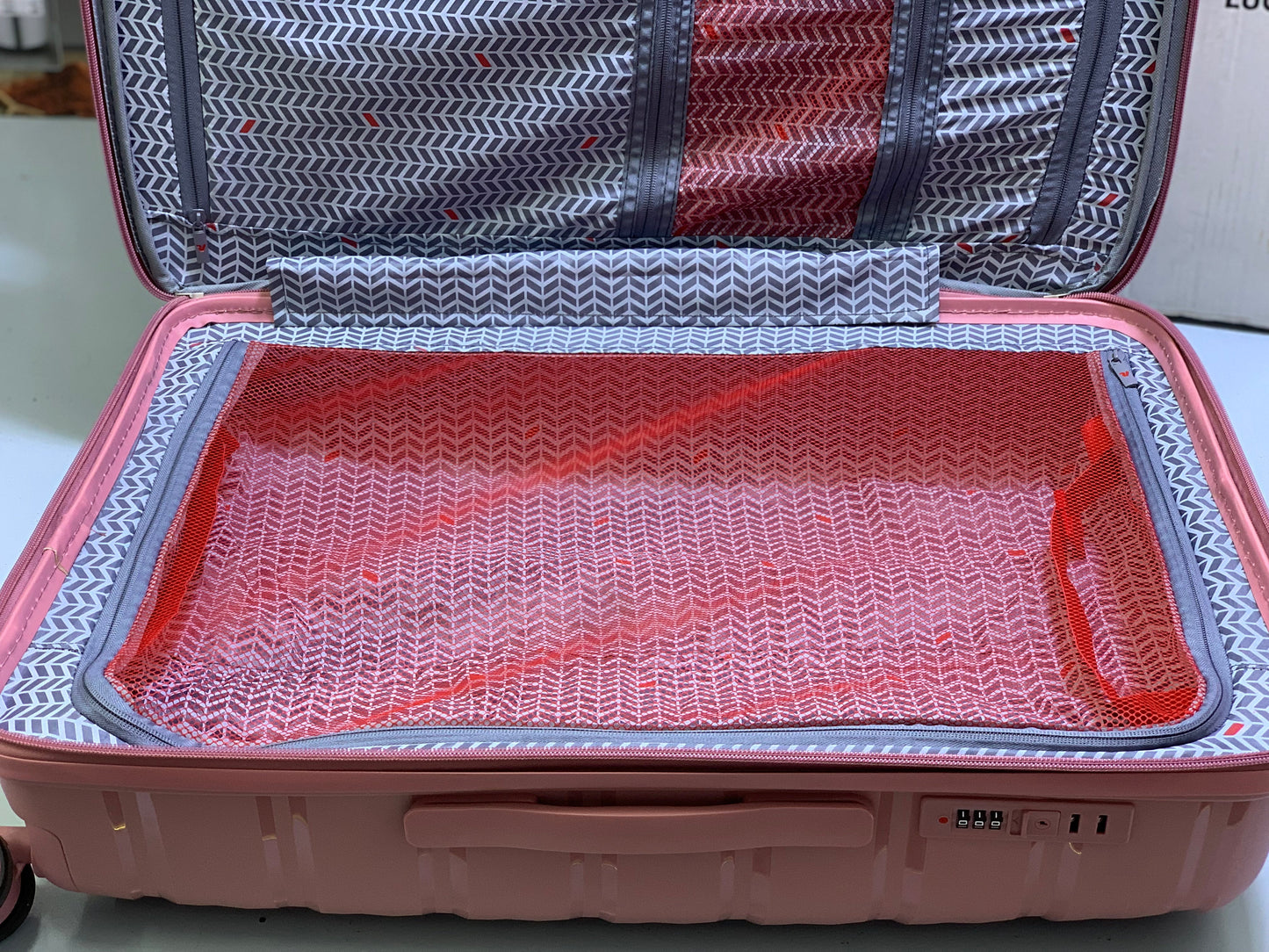 Roncato 3 Pieces Suitcase Set