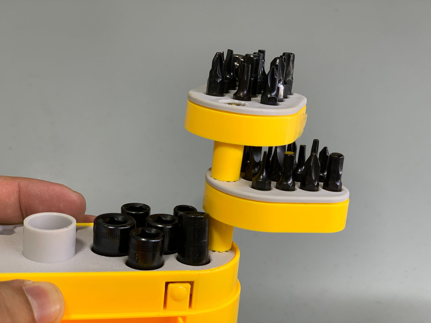 DUBAIZONES™ Screwdriver Tool kit 33 Pieces