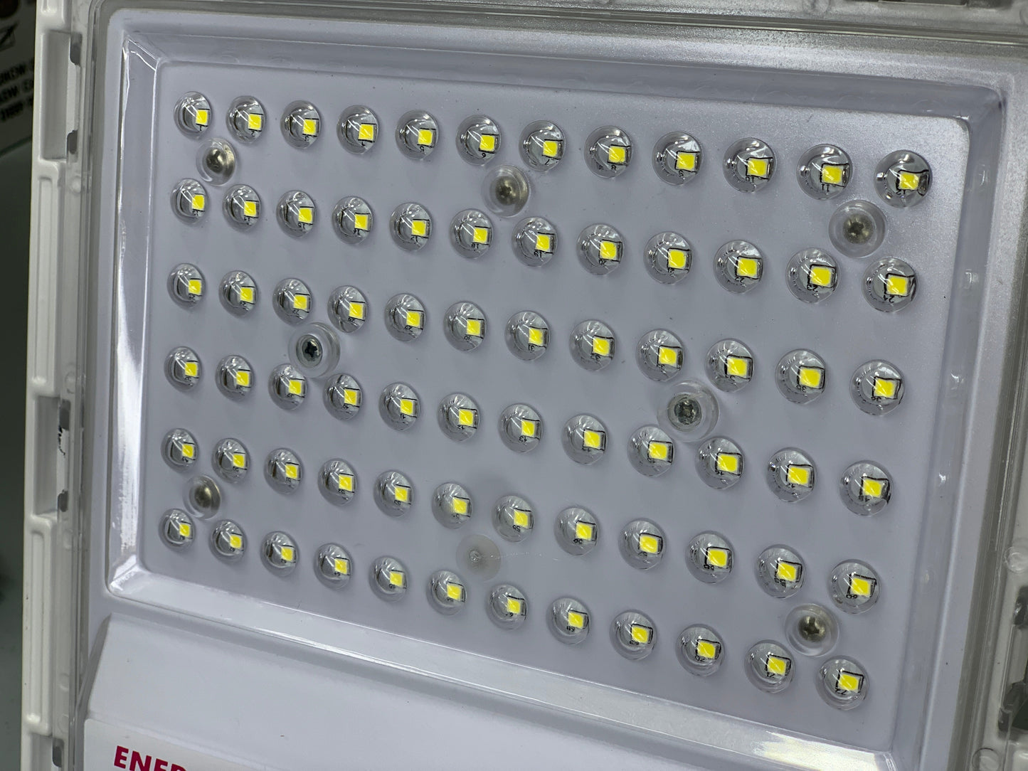 DUBAIZONES™ IP66 Electric Emergency Flood Light 50W and 100W