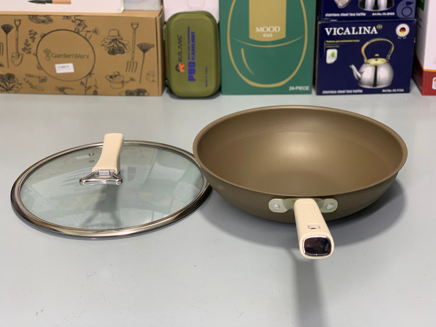 DUBAIZONES™ High Quality Non Stick Laser Coating Frying Pan