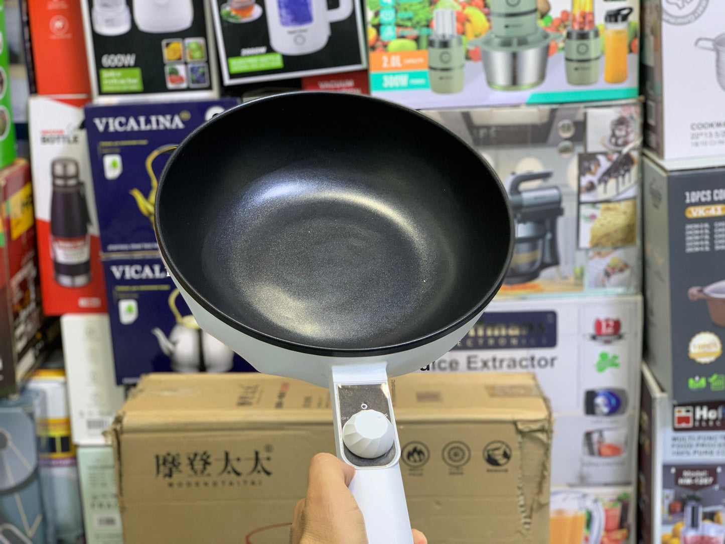 Modengtaitai Electric Frying Pan and Steamer 5L and 1300w Non Stick