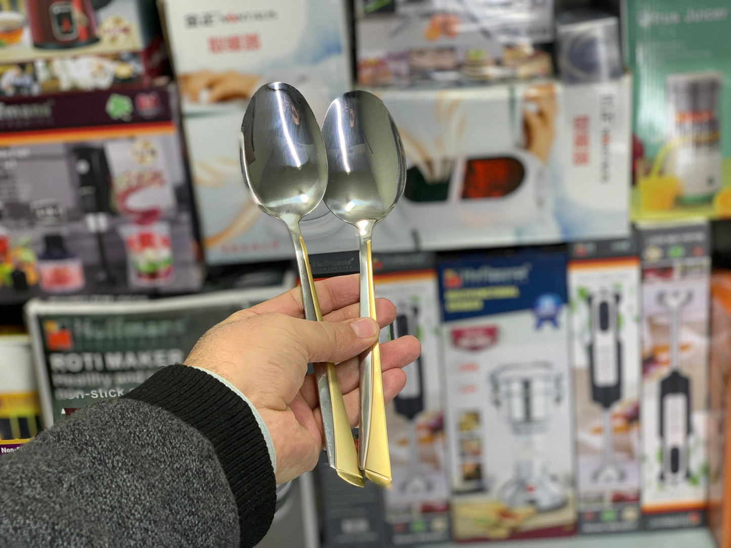 DUBAIZONES™ 84 Pieces High Quality Cutlery Set For 18 Persons