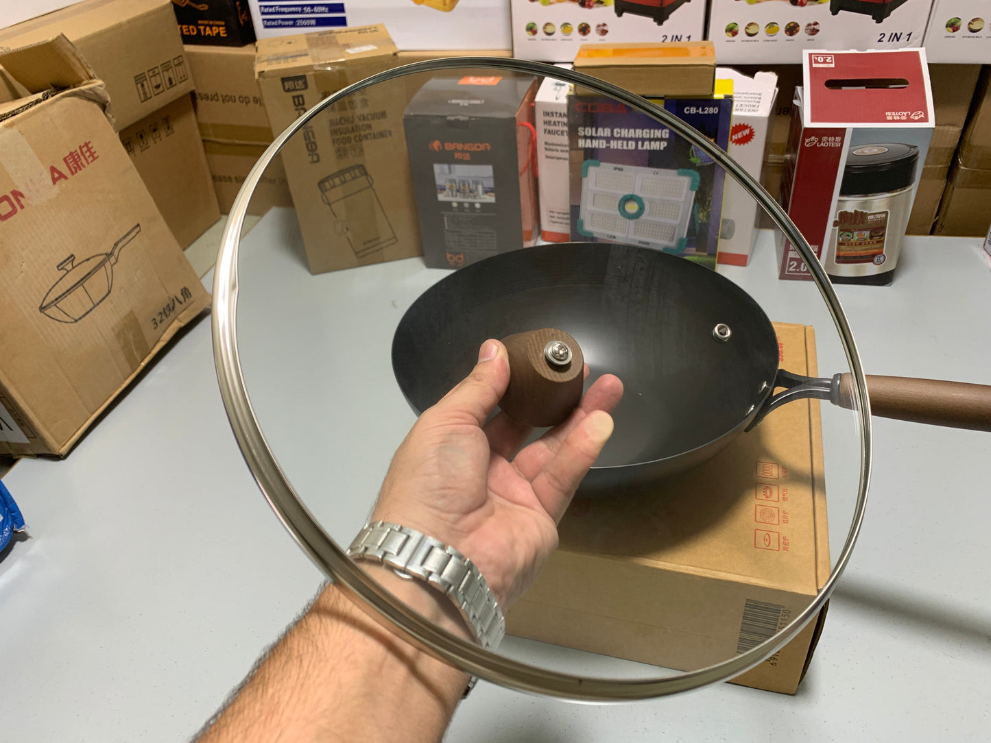 DUBAIZONES™ Dotted Pattern Laser Coating Deep Frying with Wooden Handle