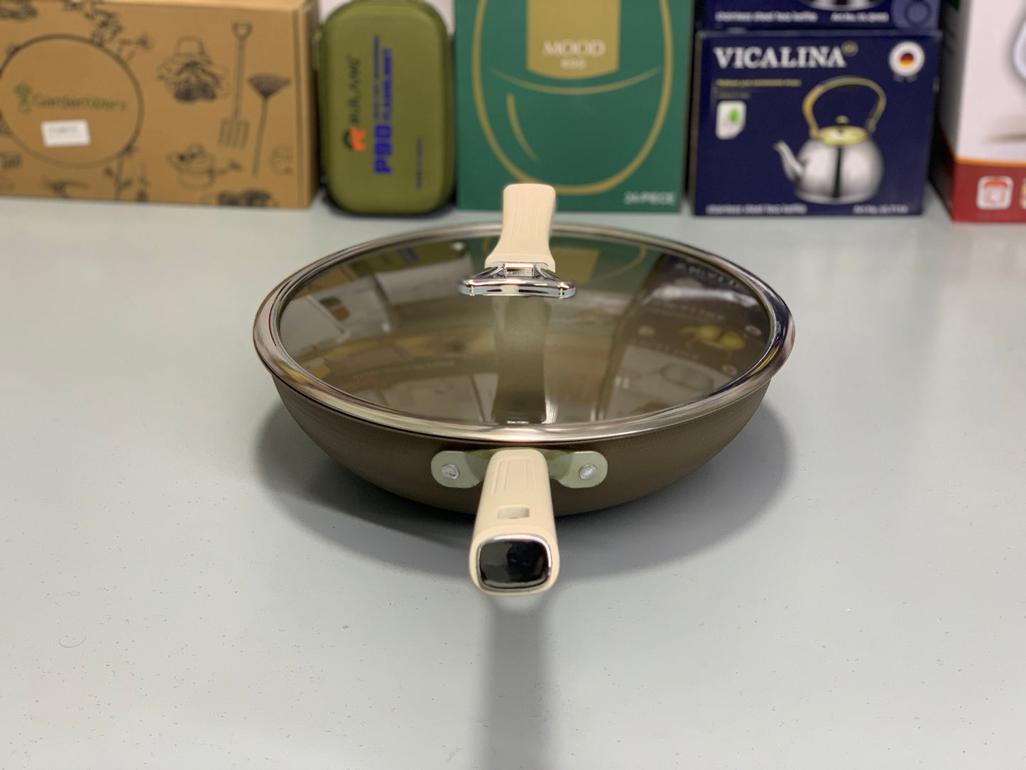 DUBAIZONES™ High Quality Non Stick Laser Coating Frying Pan