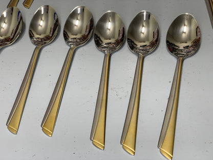 DUBAIZONES™ 24 Pieces High Quality Cutlery Set For 6