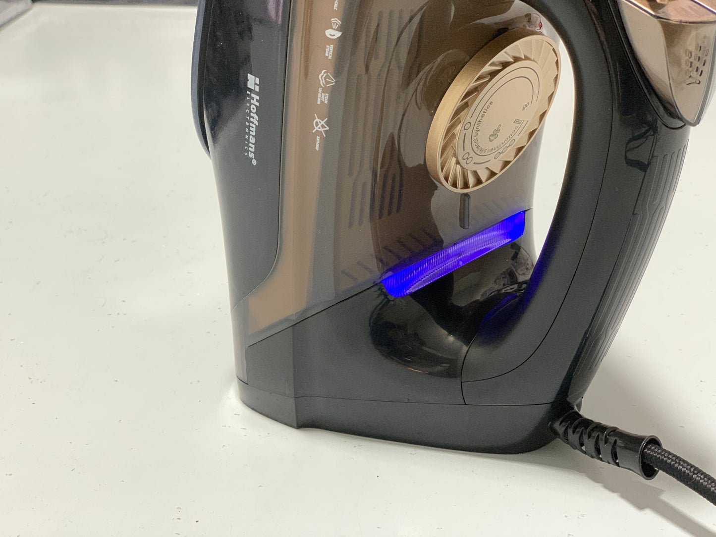 Hoffmans Electronics Steam Iron 3000w Non Stick Soleplate