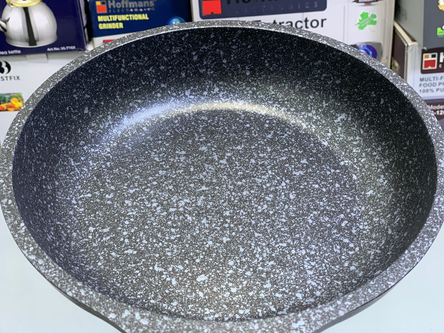 UAKEEN Die Cast Frying Pan 24cm and 2L