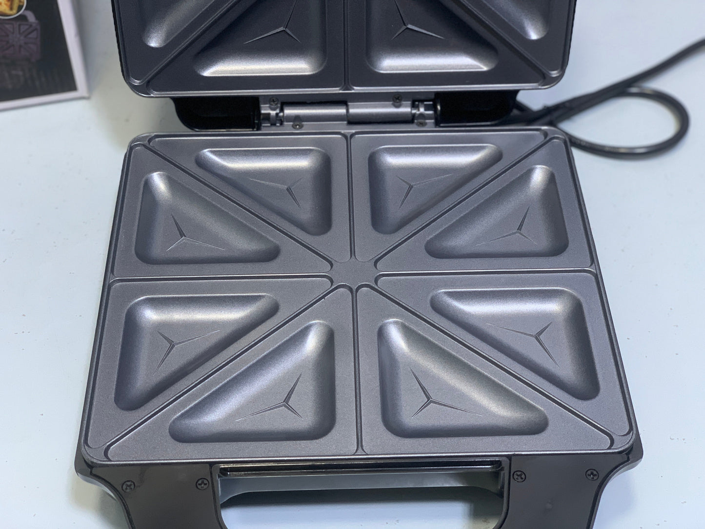 Super Crest Sandwich Maker Model SCT: