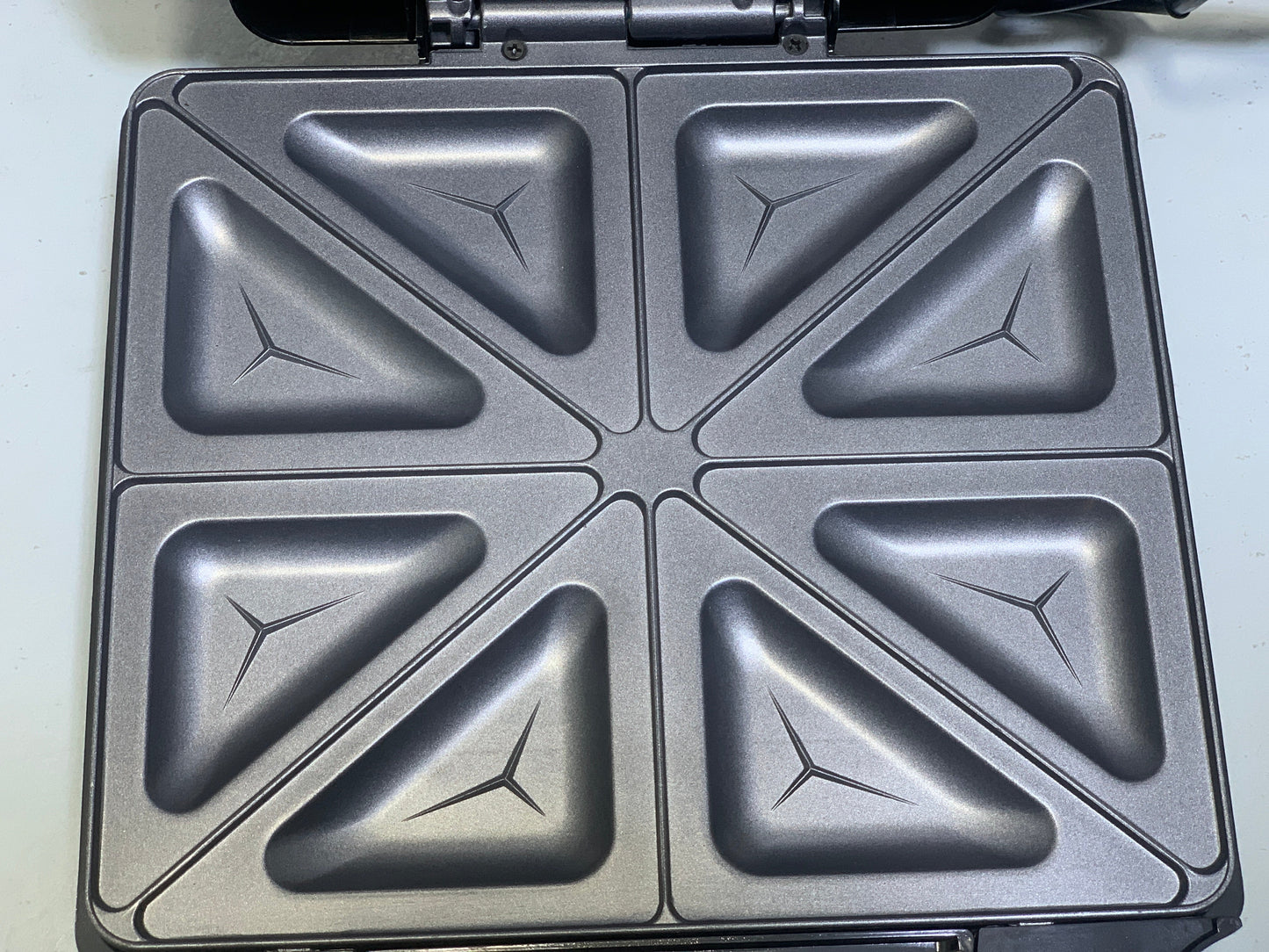 Super Crest Sandwich Maker Model SCT: