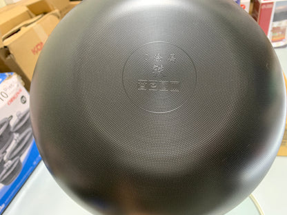 DUBAIZONES™ Dotted Pattern Laser Coating Deep Frying with Wooden Handle