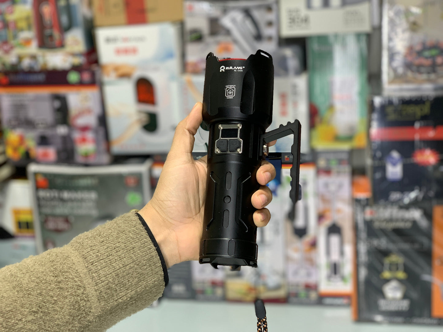 DUBAIZONES™ 1Km Range LED Flashlight