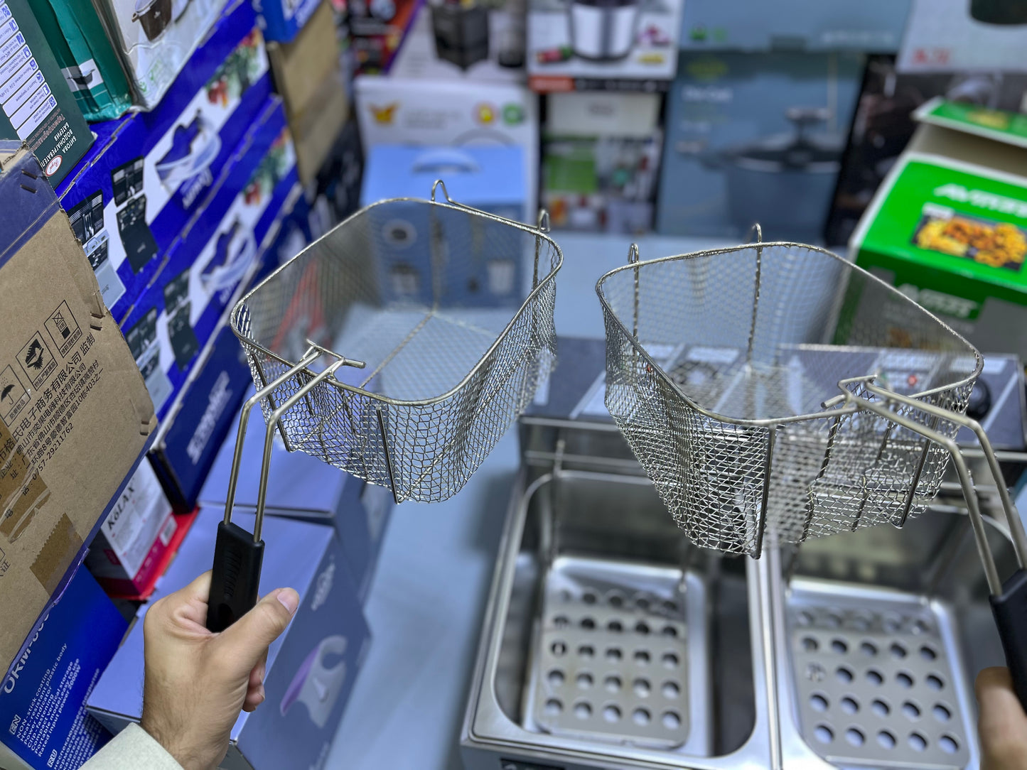 AVinas electric deep fryer model:AV-668Y