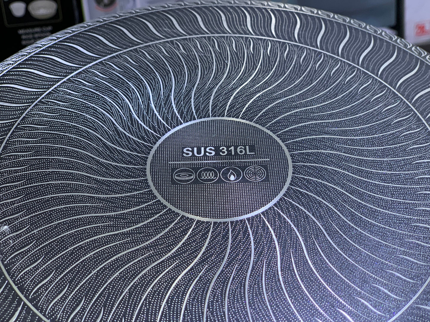Laser Coating Shallow Casseroles Honeycomb pattern And Non Stick