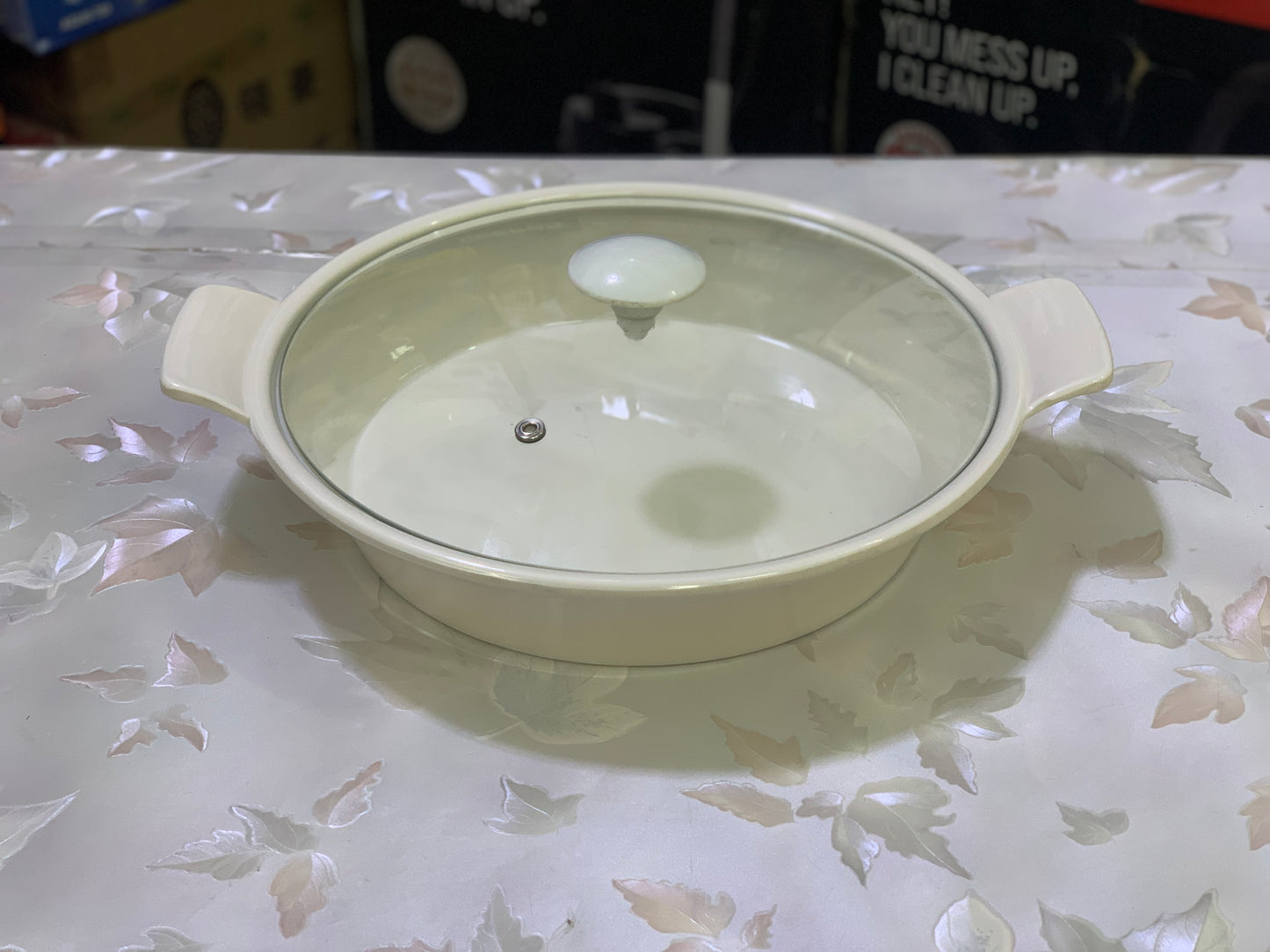Melamine serving Hot Pot Medium