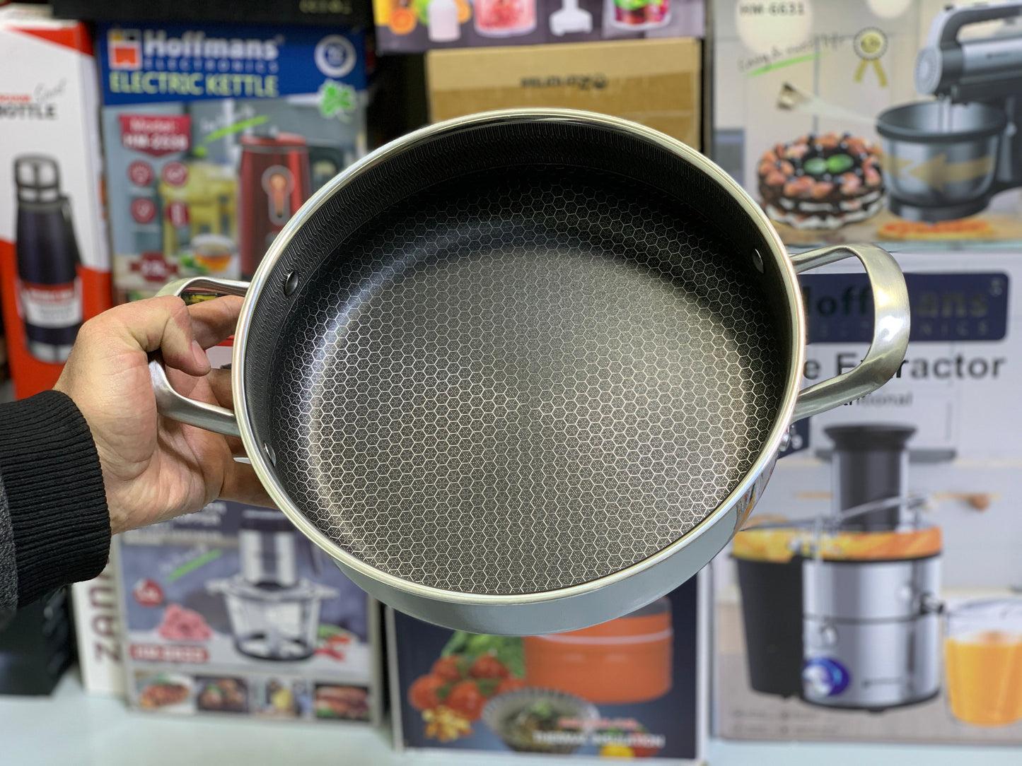 30 cm and 32 cm Laser Coating Shallow Casserole