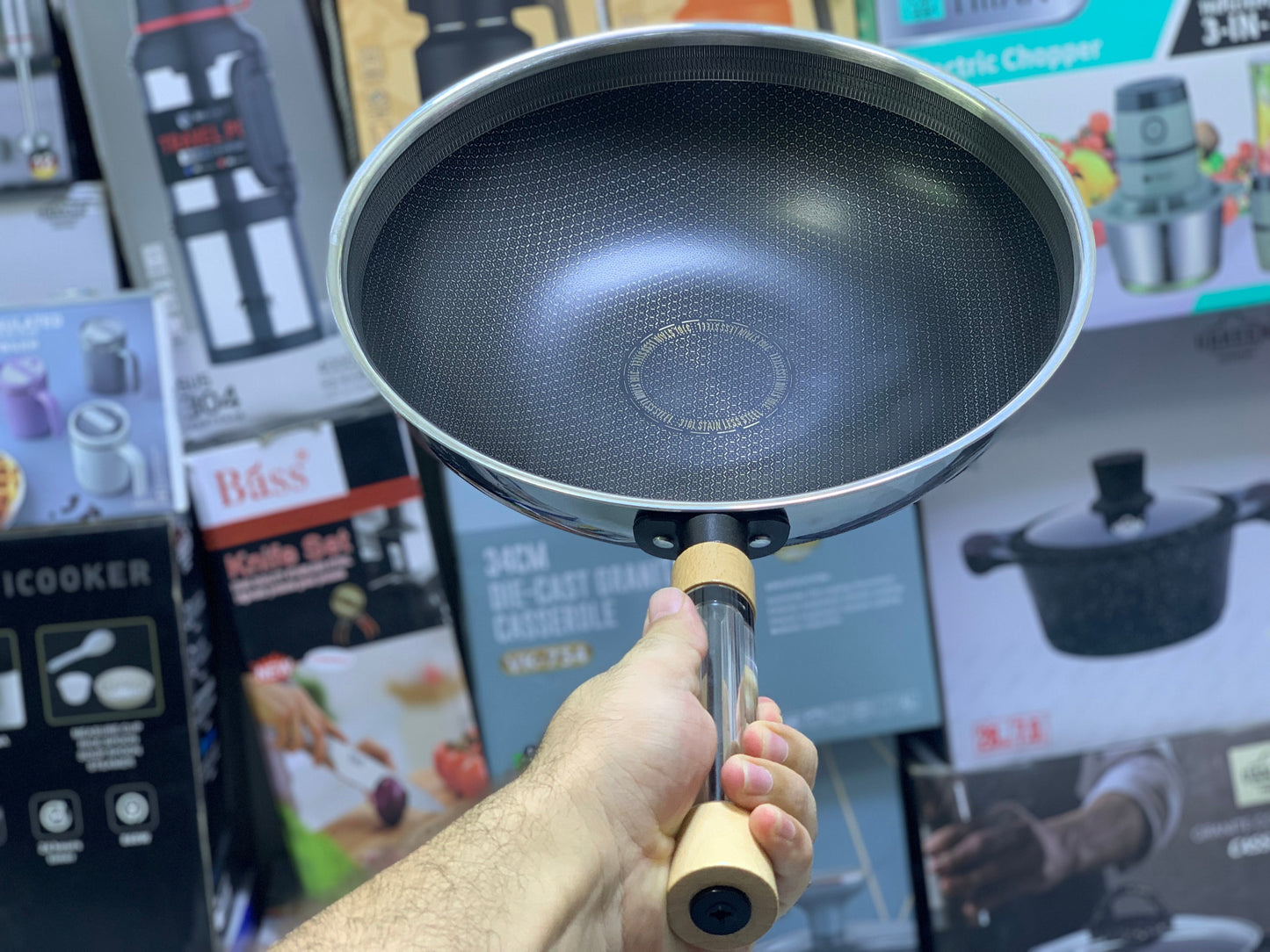 Imported leaser Coated frypan| Honeycomb pattern| Luxury style| size 32 cm