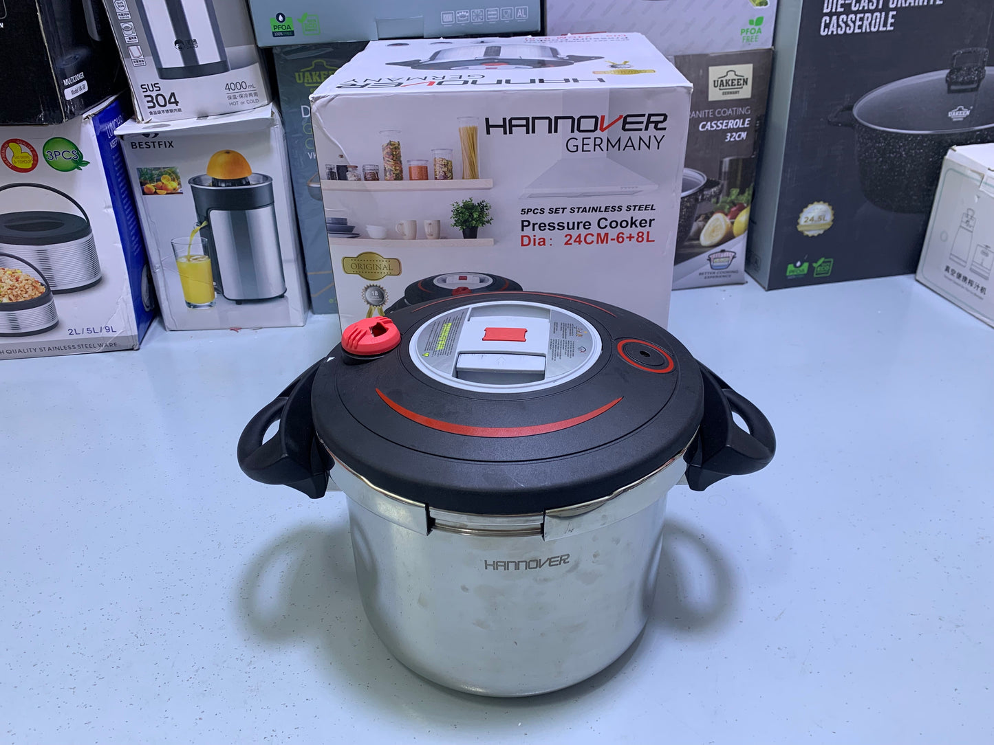 Hannover 3 in 1 18/10 Stainless Steel Pressure Cooker 6L and 8L
