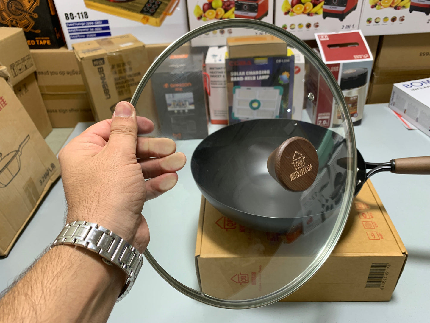 DUBAIZONES™ Dotted Pattern Laser Coating Deep Frying with Wooden Handle