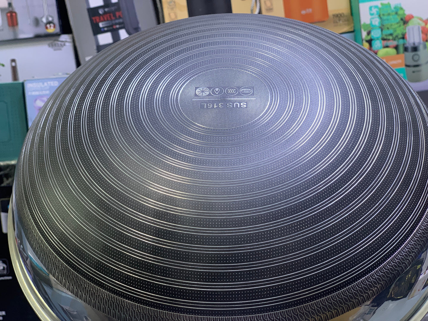 Imported leaser Coated frypan| Honeycomb pattern| Luxury style| size 32 cm