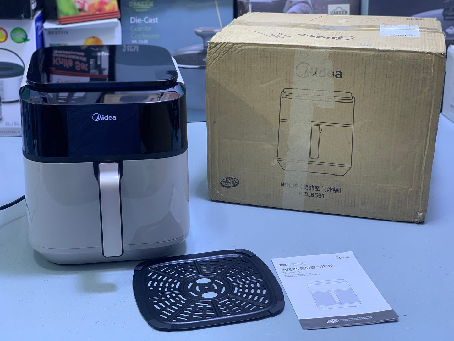 Midea Air Fryer |6.5L & 1900W