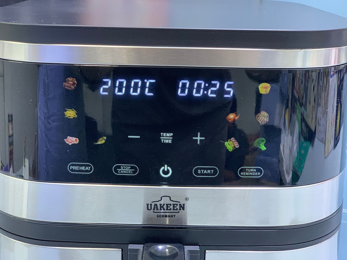 Uakeen Digital Air Fryer|10L and 1700W|ZL-1703