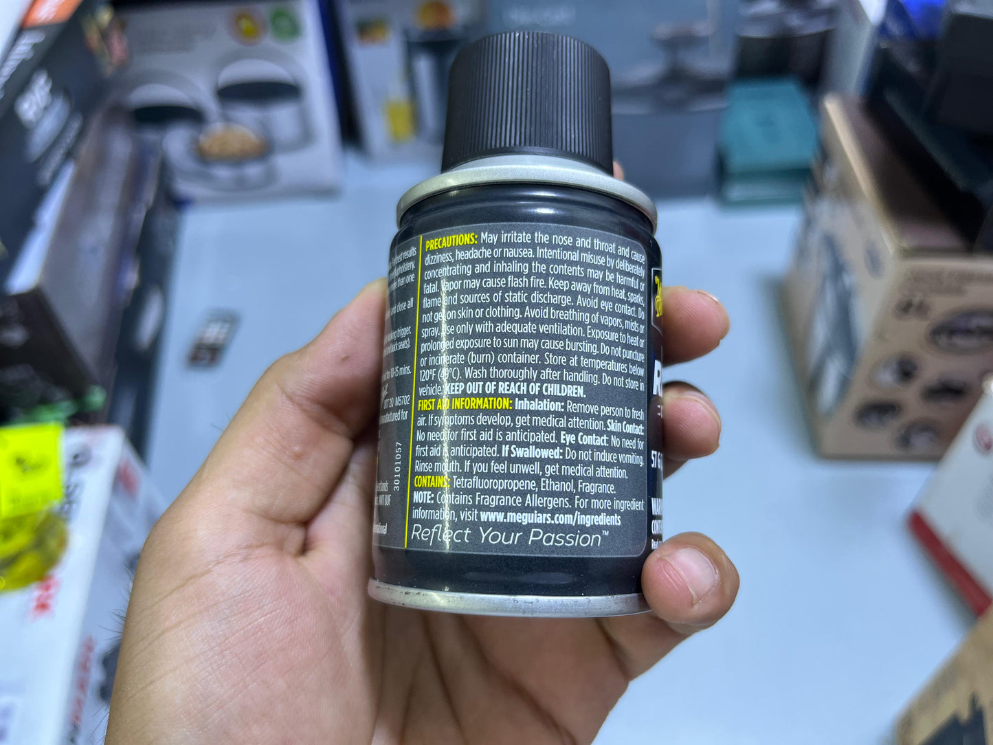 Meguiar’s Whole Car Air Re-Fresher Odor Eliminator (Black Chrome Scent)